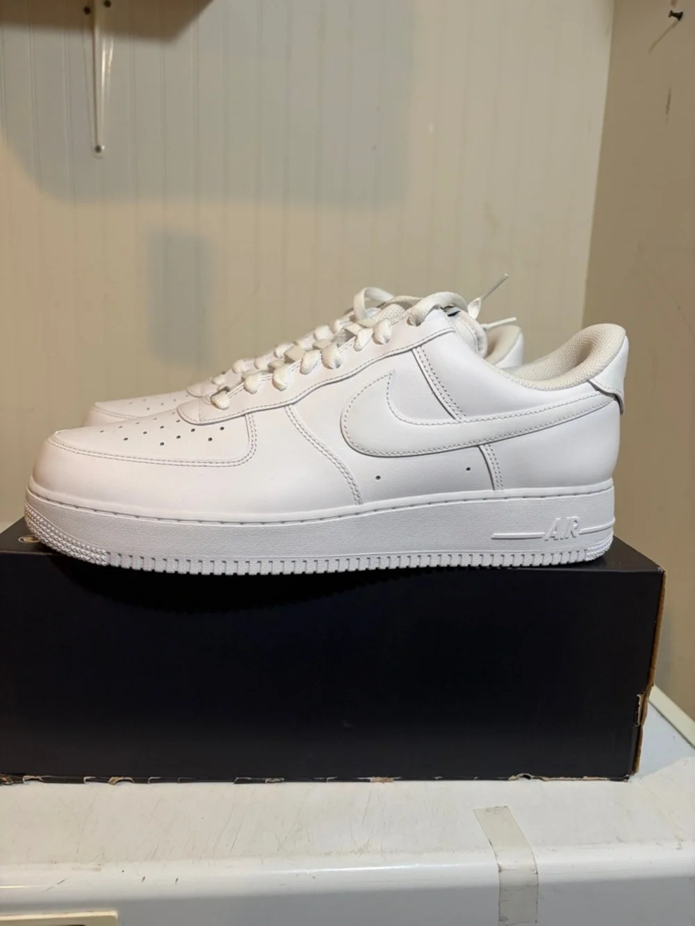 Nike White Air Force 1 07 (Flyease) Brand new no box!! FD1146-100 - Picture 3 of 7